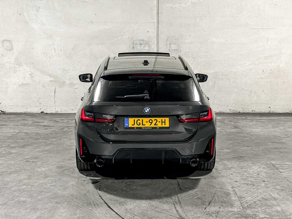 BMW 330e Touring 3-serie 292pk 2025 (Origineel-NL + 1e eigenaar), JGL-92-H
