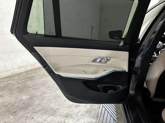 BMW 330e Touring 3er 292 PS 2025 (Original-NL + 1. Besitzer), JGL-92-H