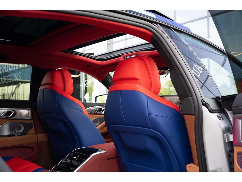 BMW M850i Gran Coupé 4.4 V8 xDrive -The 8 X Jeff Koons- M-Performance 530pk 2023 (1 van 99) (NEW) 8-Serie (Origineel-NL + 1e Eigenaar)