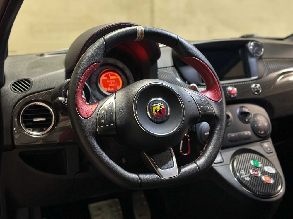 Fiat 500 Abarth 695 Tributo Ferrari 180pk 2011 (195/1695)