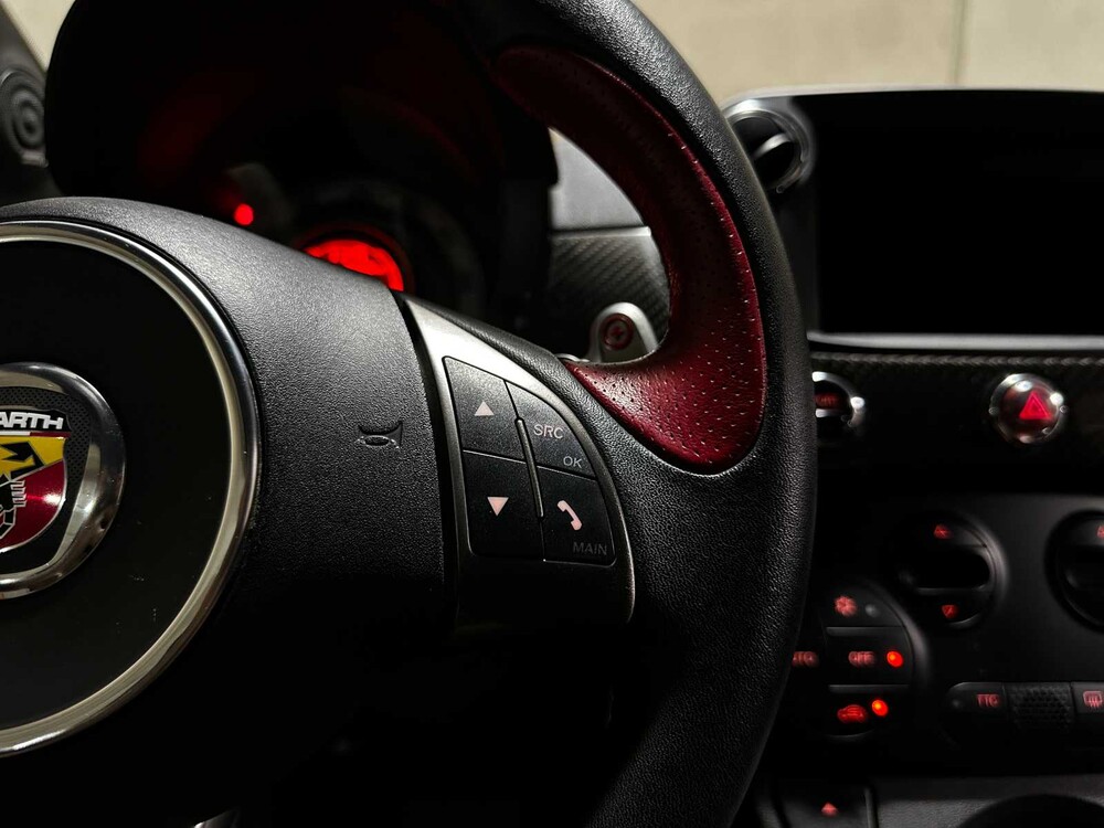 Fiat 500 Abarth 695 Tributo Ferrari 180pk 2011 (195/1695)