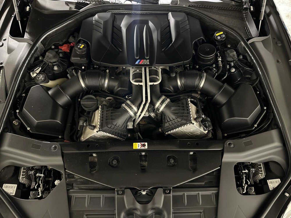 BMW M6 Gran Coupé 4,4 V8 Bi-Turbo 6er Baureihe 560 PS 2018, G-024-KR