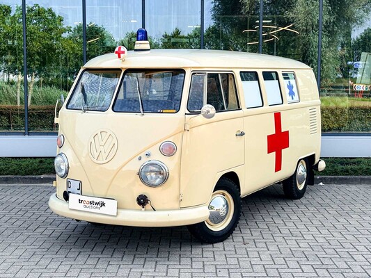 NO RESERVE: Volkswagen T1 Ambulance Transporter 1500-27 1965, BE-02-41