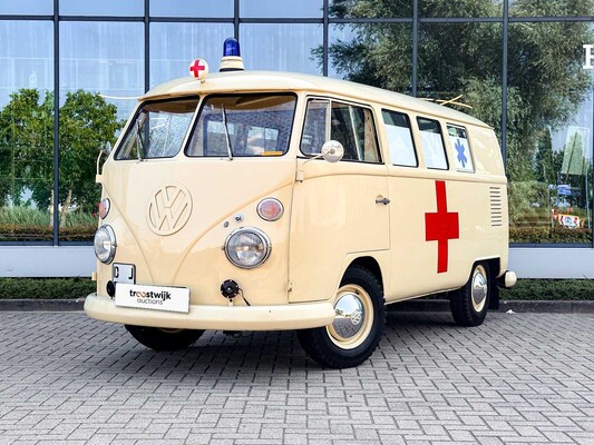 Luxury, sports and classic cars te Tiel