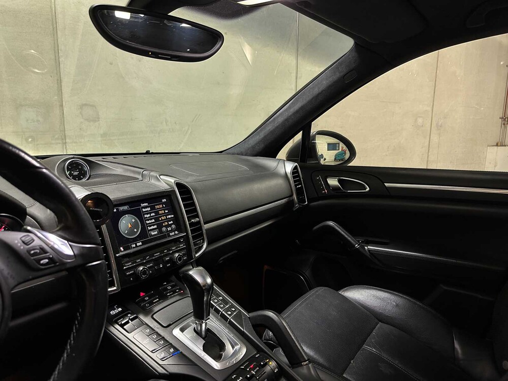Porsche Cayenne Turbo 4.8 V8 500pk 2010, JF-108-D