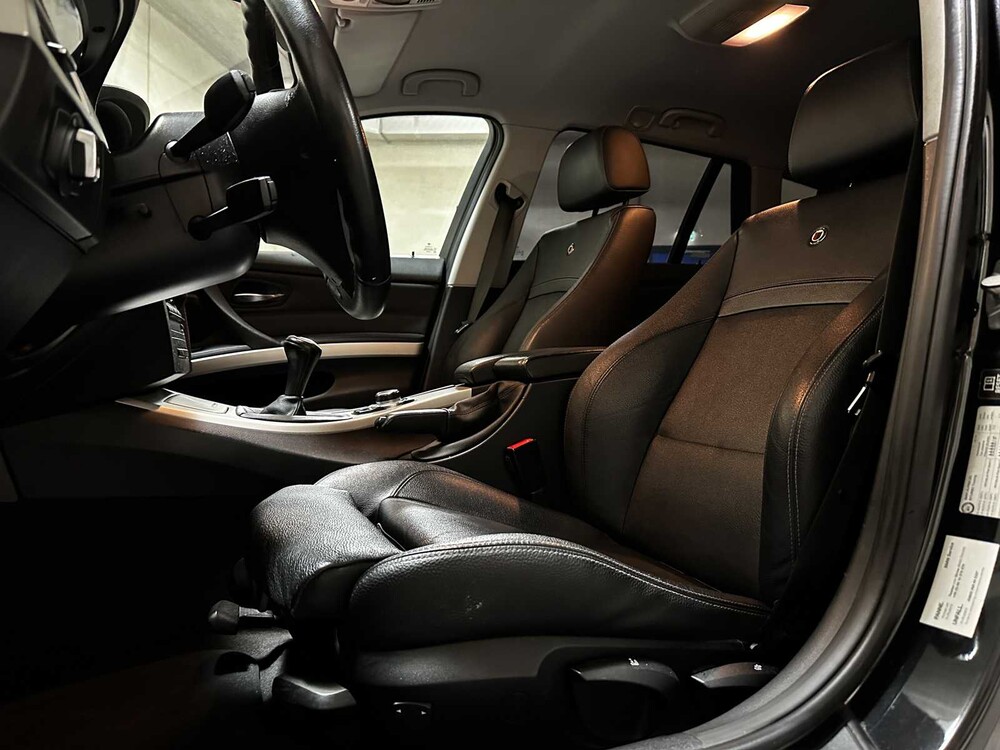 BMW ALPINA D3 Biturbo Touring 211pk 2012, HBZ-58-R -Handgeschakeld-