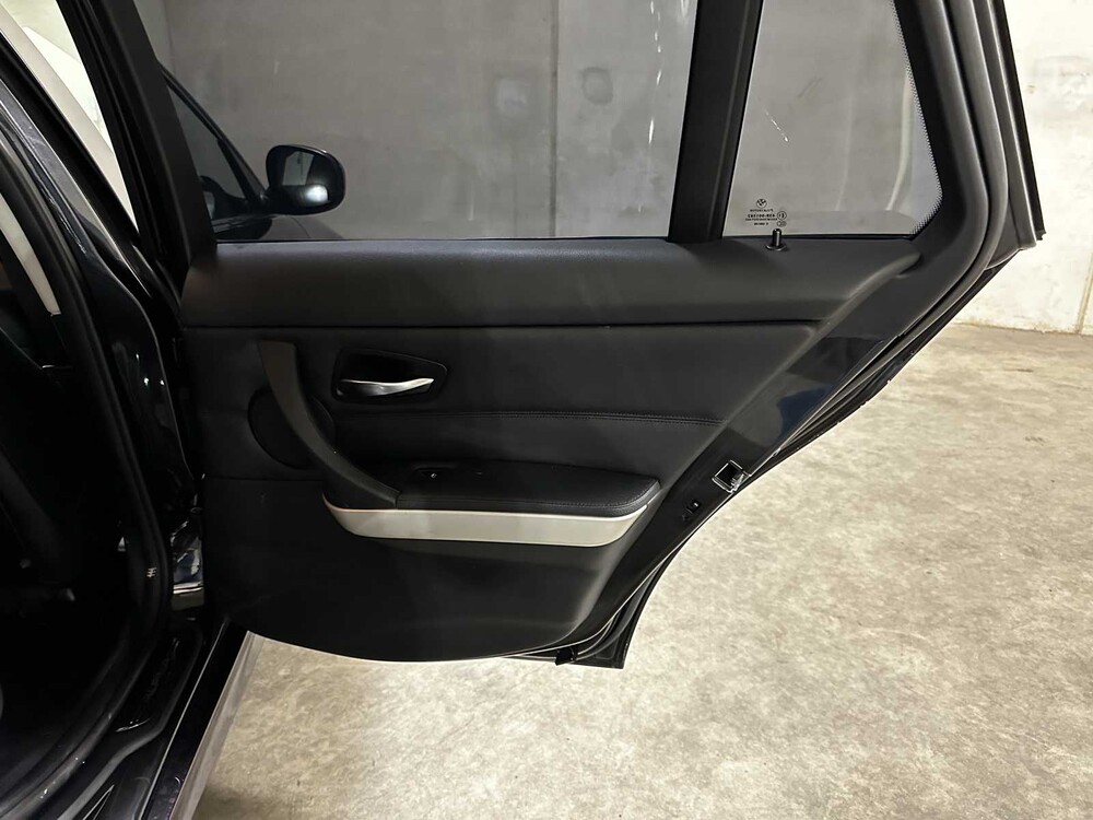 BMW ALPINA D3 Biturbo Touring 211pk 2012, HBZ-58-R -Handgeschakeld-