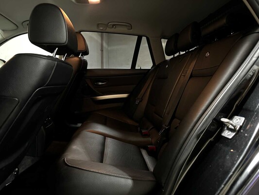 BMW ALPINA D3 Biturbo Touring 211pk 2012, HBZ-58-R -Handgeschakeld-