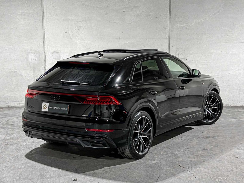Audi Q8 55 TFSI e 3.0 V6 Quattro Pro Line 476pk 2021, L-766-SK