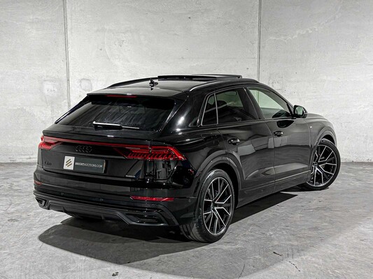 Audi Q8 55 TFSI e 3.0 V6 Quattro Pro Line 476pk 2021, L-766-SK