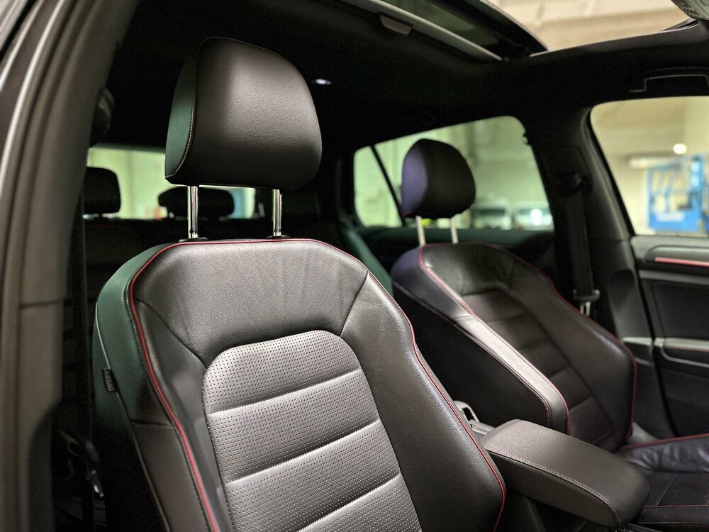Volkswagen Golf GTI Performance VII 2.0 TSI Golf 7 245pk 2019, G-609-HX