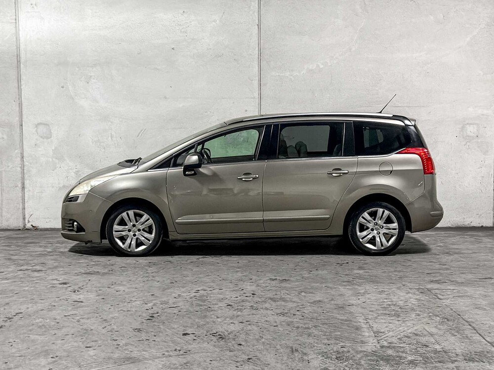 Peugeot 5008 1.6 THP Blue Lease Executive 7-persoons 156pk 2012 (Origineel-NL), 31-TZN-5