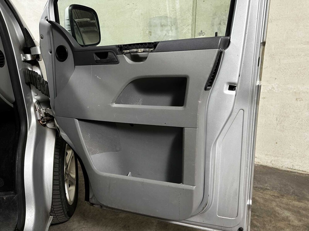 Volkswagen Transporter 2.5 TDI 300 Comfortline Dubbele Cabine 131pk 2009 (Origineel-NL) Automaat, 62-VZD-8