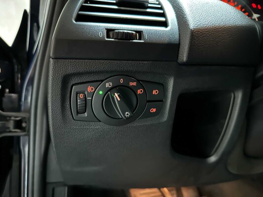 BMW 116i High Executive 1-serie 116pk 2006 (Origineel-NL), 81-ST-JS