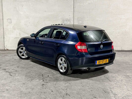 BMW 116i High Executive 1-serie 116pk 2006 (Origineel-NL), 81-ST-JS