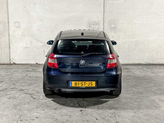BMW 116i High Executive 1-serie 116pk 2006 (Origineel-NL), 81-ST-JS