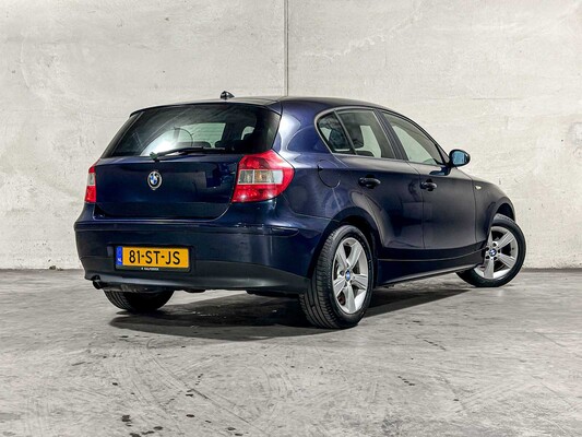 BMW 116i High Executive 1-serie 116pk 2006 (Origineel-NL), 81-ST-JS