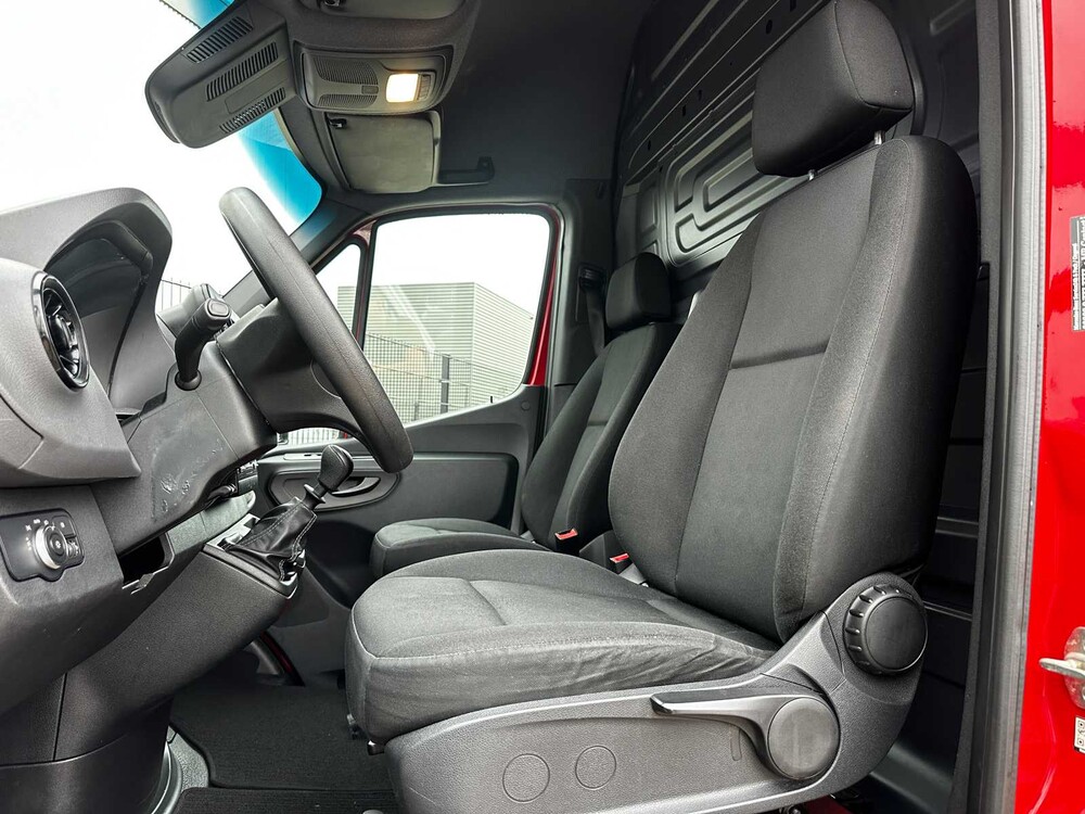 Mercedes-Benz Sprinter 211 2.2 CDI L2H2 113pk 2019 (Origineel-NL), VDF-06-G