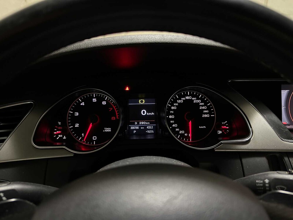 Audi A5 Coupé 3,2 V6 FSI Pro Line 265 PS 2007 (Original-NL), 85-XX-GT