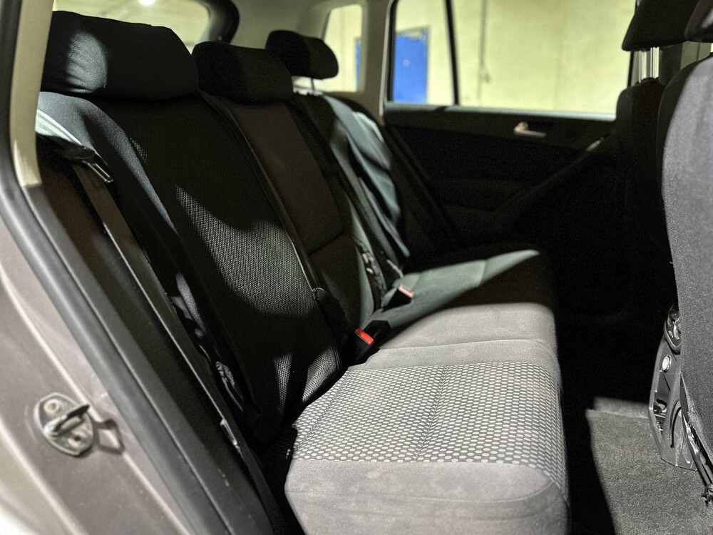 Volkswagen Tiguan 1.4 TSI Comfort&Design 150pk 2011 (Origineel-NL), 43-PRX-3