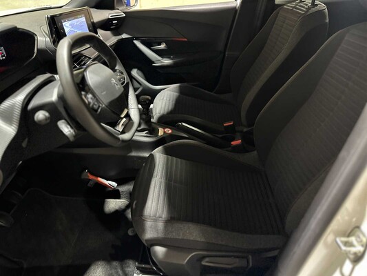 Peugeot 2008 1.2 PT Active Pack 102pk 2023 (Origineel-NL + 1e eigenaar), S-736-SX
