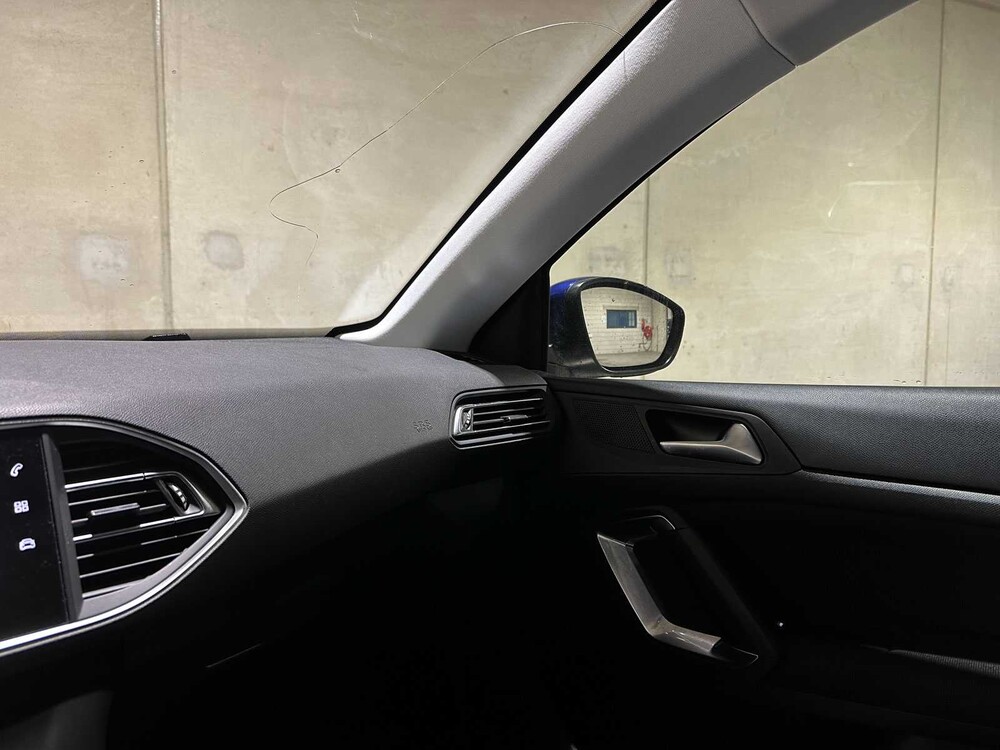 Peugeot 308 SW 1.2 PureTech Blue Lease Premium 5D 131pk 2020 (Origineel-NL), H-199-PD
