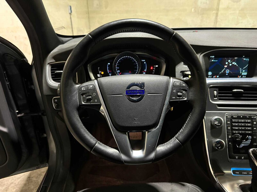 Volvo V60 2.4 D5 Twin Engine Special Edition 163pk 2015, NH-759-L
