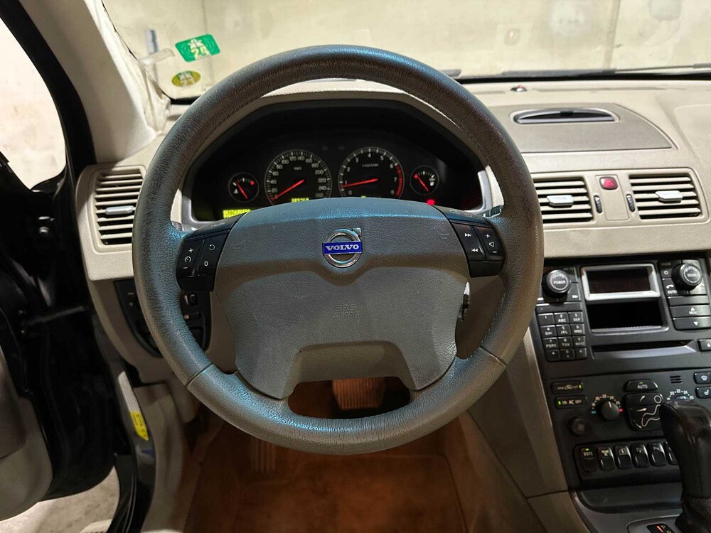 Volvo XC90 4.4 V8 Ocean Race 315pk 2005 7-Persoons, RX-014-P Youngtimer