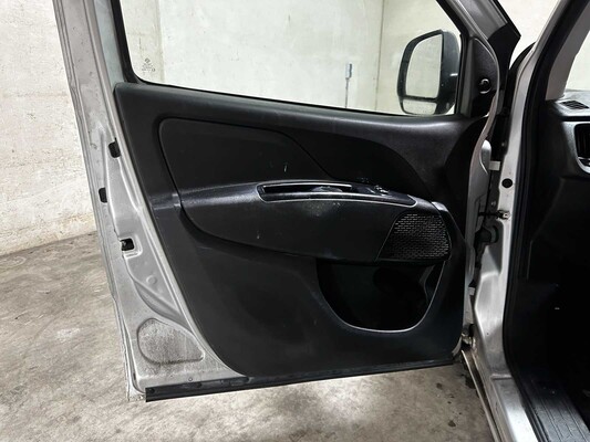 Fiat Doblò Cargo 1,6 MJ L1H2 SX 105 PS 2016, V-026-BB