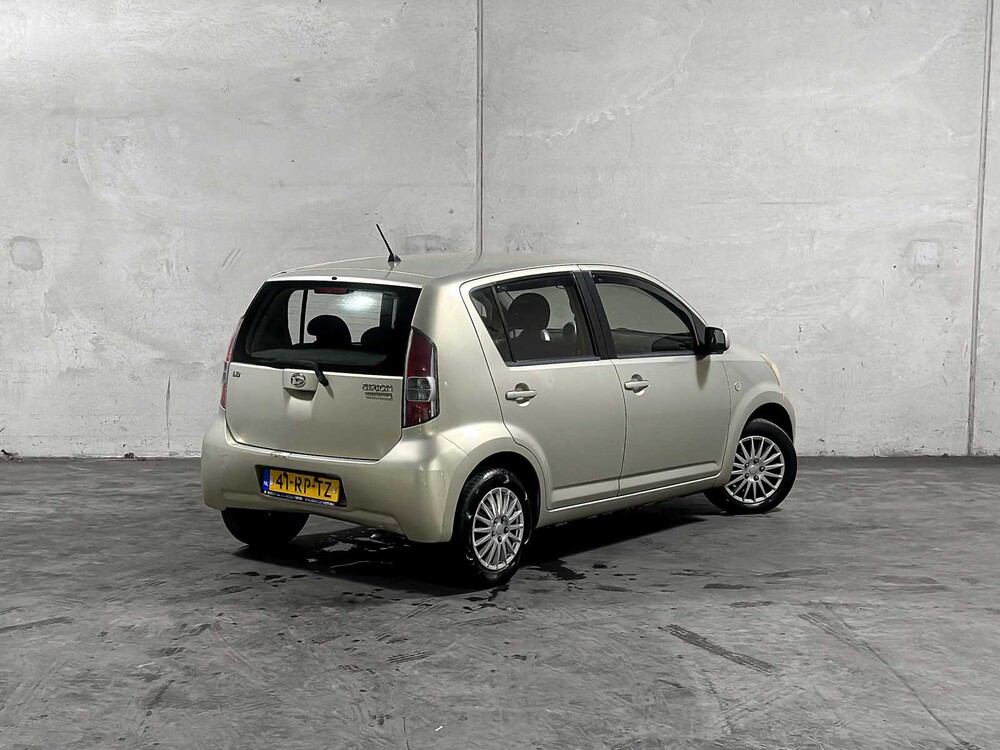 Daihatsu Sirion 2 1.3-16V Comfort 90pk 2005 (Origineel-NL) Automaat, 41-RP-TZ