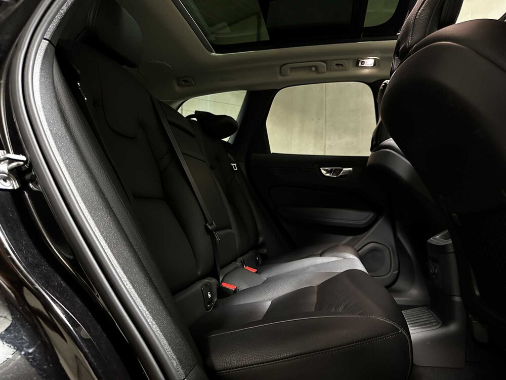 Volvo XC60 2.0 Recharge T6 AWD Inscription 340pk 2020 (Origineel-NL + 1e eigenaar), J-086-TD