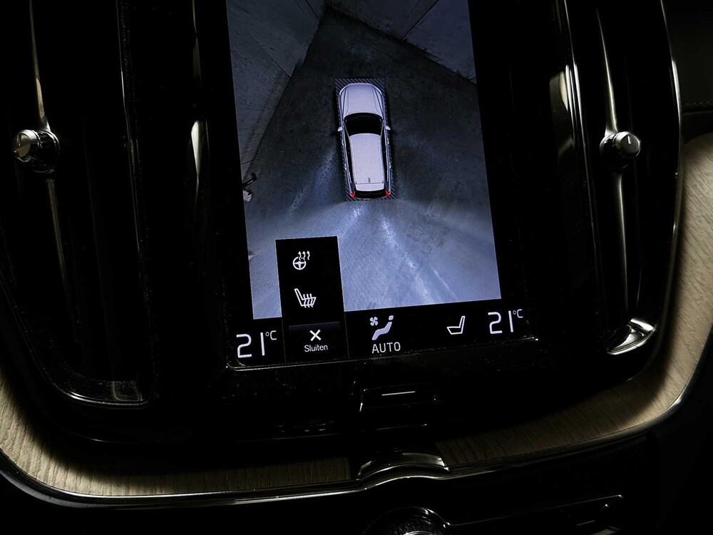Volvo XC60 2.0 Recharge T6 AWD Inscription 340pk 2020 (Origineel-NL + 1e eigenaar), J-086-TD