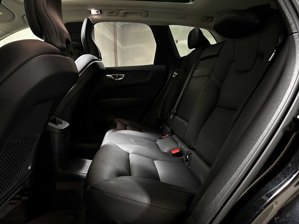 Volvo XC60 2.0 Recharge T6 AWD Inscription 340pk 2020 (Origineel-NL + 1e eigenaar), J-086-TD