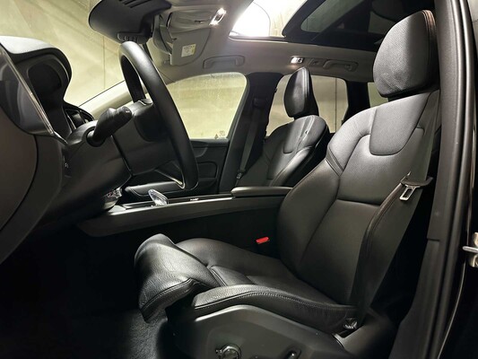Volvo XC60 2.0 Recharge T6 AWD Inscription 340pk 2020 (Origineel-NL + 1e eigenaar), J-086-TD
