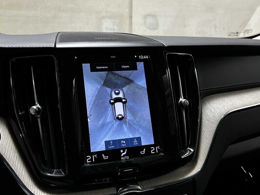 Volvo XC60 2.0 Recharge T6 AWD Inscription 340pk 2020 (Origineel-NL + 1e eigenaar), J-086-TD
