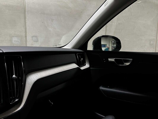 Volvo XC60 2.0 Recharge T6 AWD Inscription 340pk 2020 (Origineel-NL + 1e eigenaar), J-086-TD