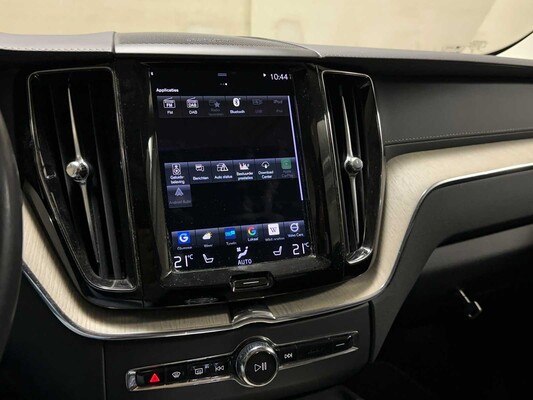 Volvo XC60 2.0 Recharge T6 AWD Inscription 340pk 2020 (Origineel-NL + 1e eigenaar), J-086-TD