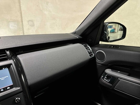 Land Rover Discovery 3.0 Td6 HSE Luxury 258pk 2018 7-persoons, T-774-BK