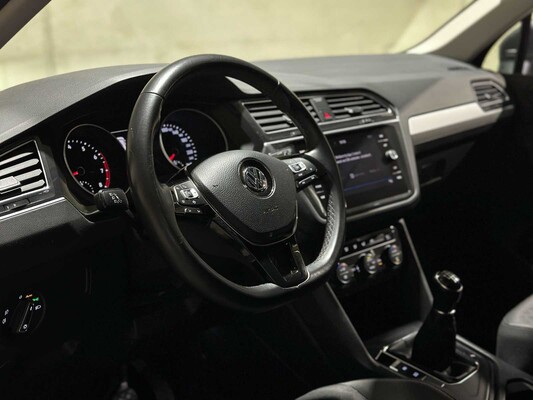 Volkswagen Tiguan 1.5 TSI Comfortline Business 131pk 2019 (Origineel-NL + 1e Eigenaar), G-706-KF