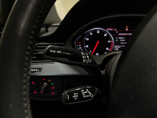 Audi A8 4.2 FSI V8 Quattro Pro Line+ 371pk 2010, 3-XRX-91 Youngtimer
