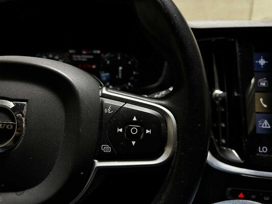 Volvo V60 2,0 D3 Beschriftung 150 PS 2020, T-509-FB