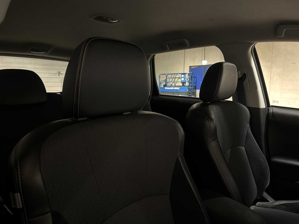 Mitsubishi Outlander 2.0 Intro Edition 147hp 2010 (Original-NL) Automatic, 43-NTH-8