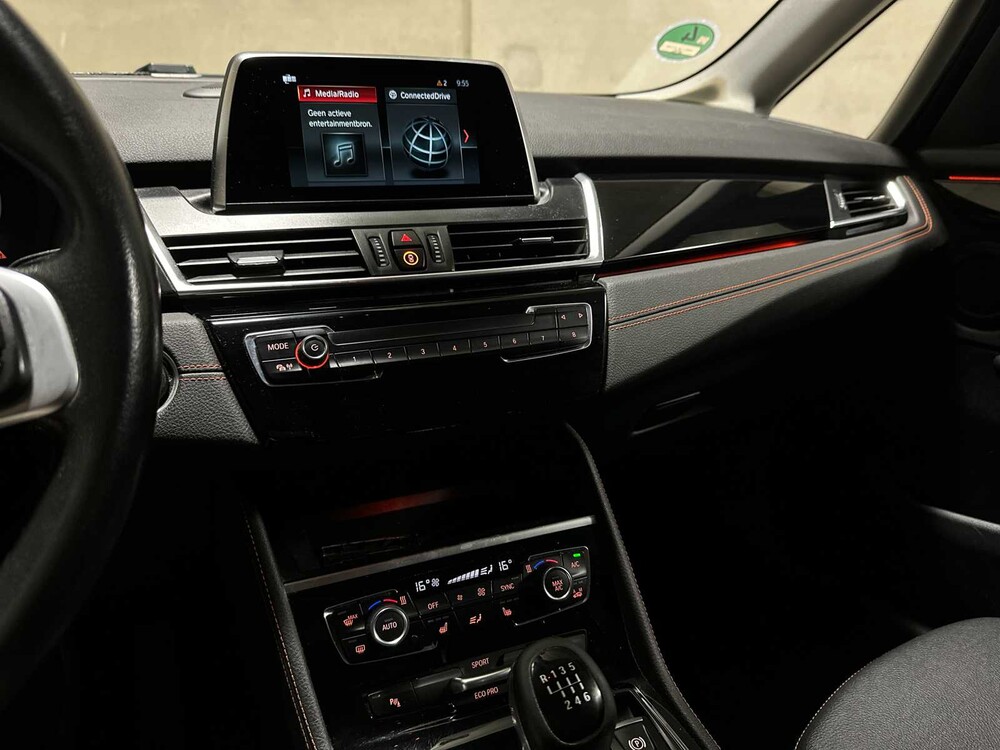 BMW 216i Gran Tourer High Executive 109pk 2019, J-607-VP