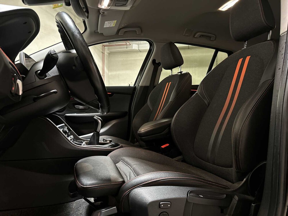 BMW 216i Gran Tourer High Executive 109pk 2019, J-607-VP