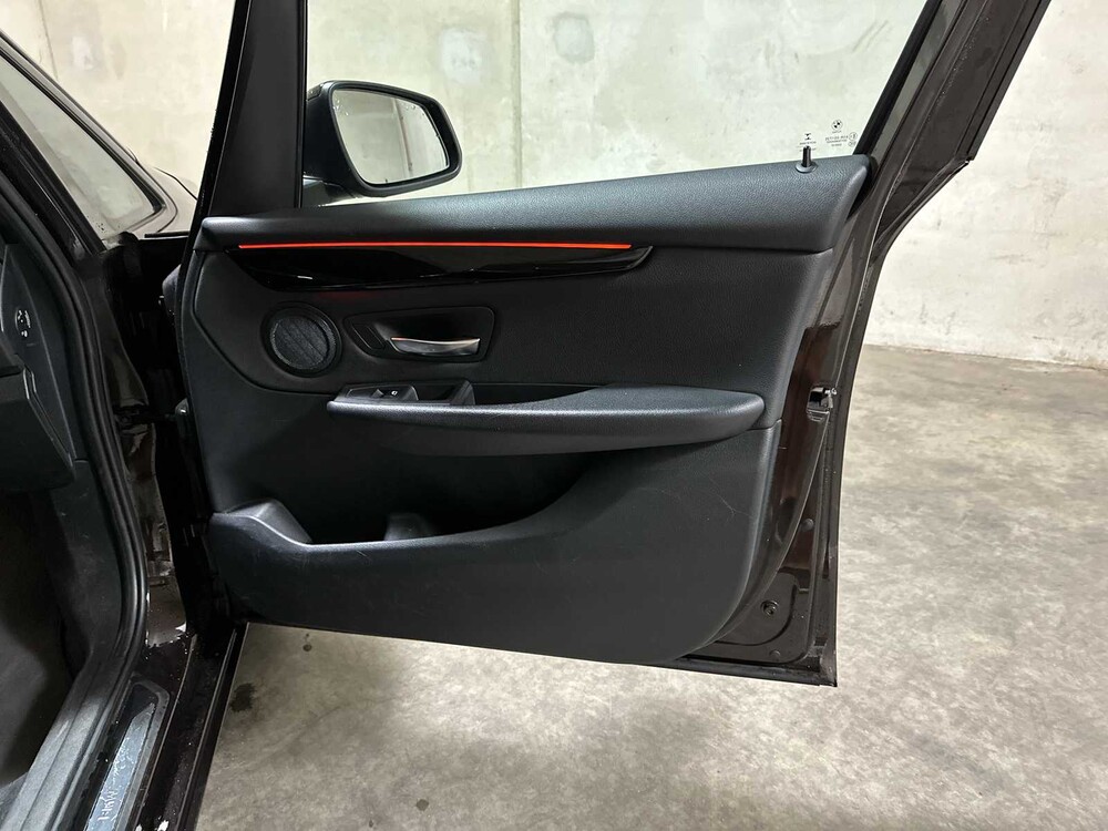 BMW 216i Gran Tourer High Executive 109pk 2019, J-607-VP