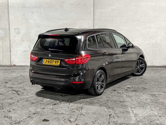 BMW 216i Gran Tourer High Executive 109pk 2019, J-607-VP