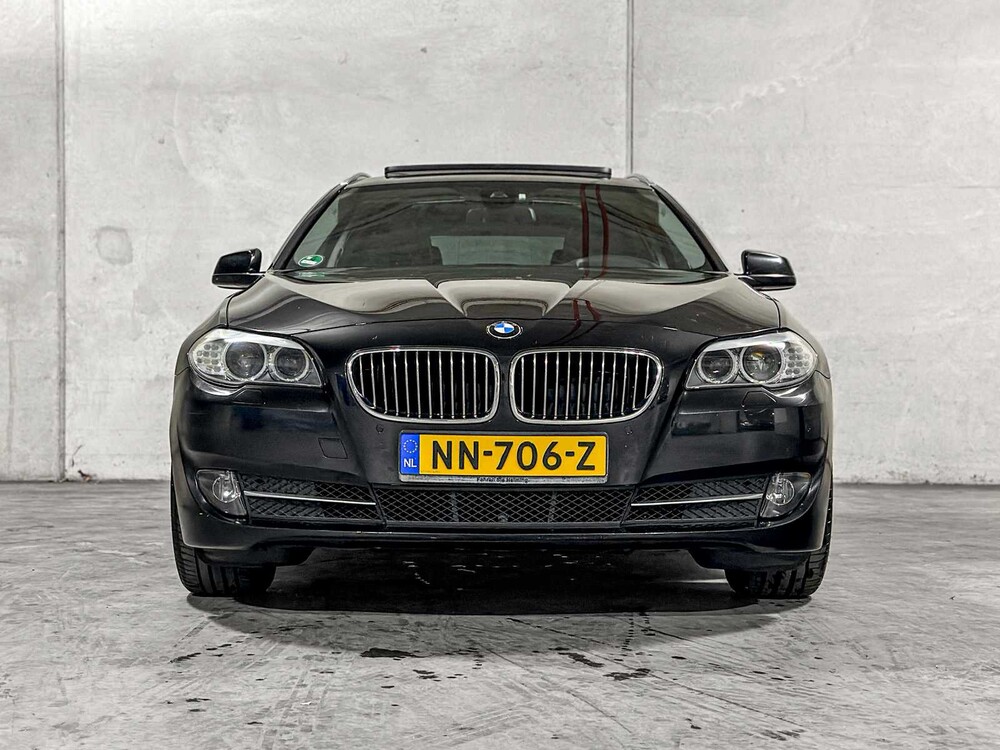 BMW 520d Touring High Executive M Sport 184pk 2013 5-serie, NN-706-Z