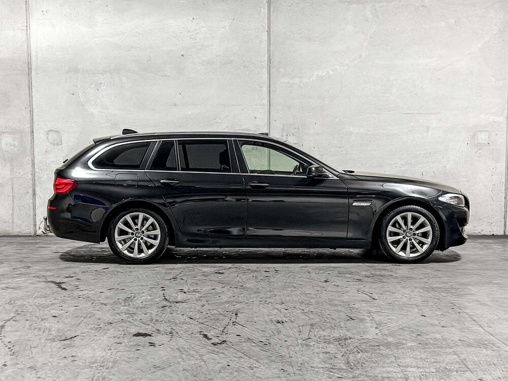 BMW 520d Touring High Executive M Sport 184pk 2013 5-serie, NN-706-Z