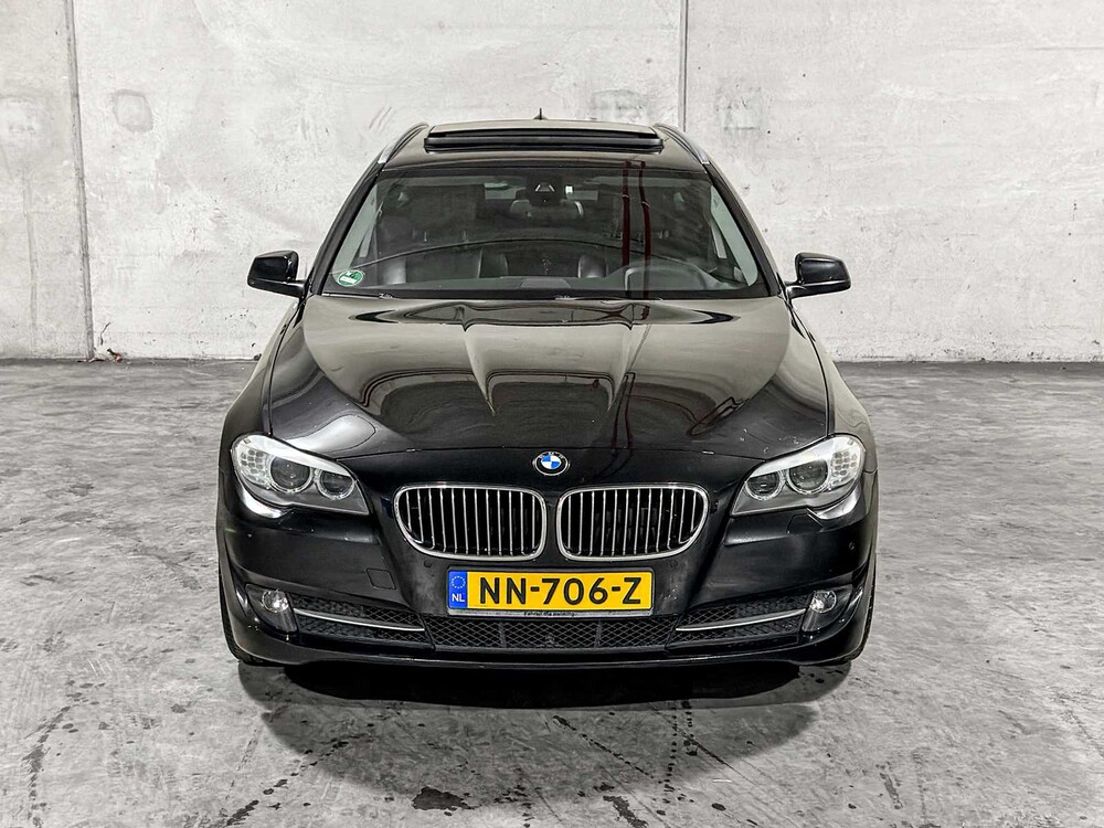 BMW 520d Touring High Executive M Sport 184pk 2013 5-serie, NN-706-Z