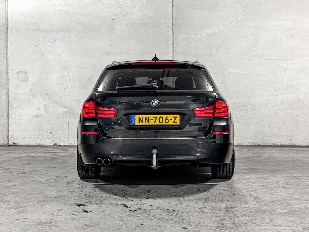 BMW 520d Touring High Executive M Sport 184pk 2013 5-serie, NN-706-Z
